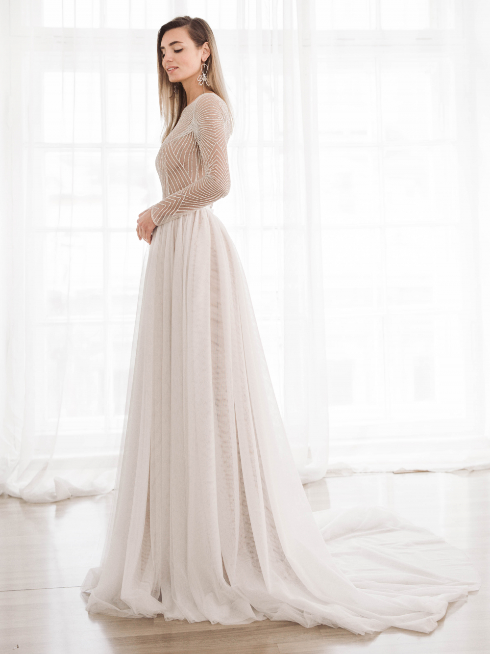 Свадебное платье Шайн Люкс
Узнайте подробнее об этой модели на нашем сайте:
https://www.vesnawedding.ru/katalog-svadebnyh-platev/..