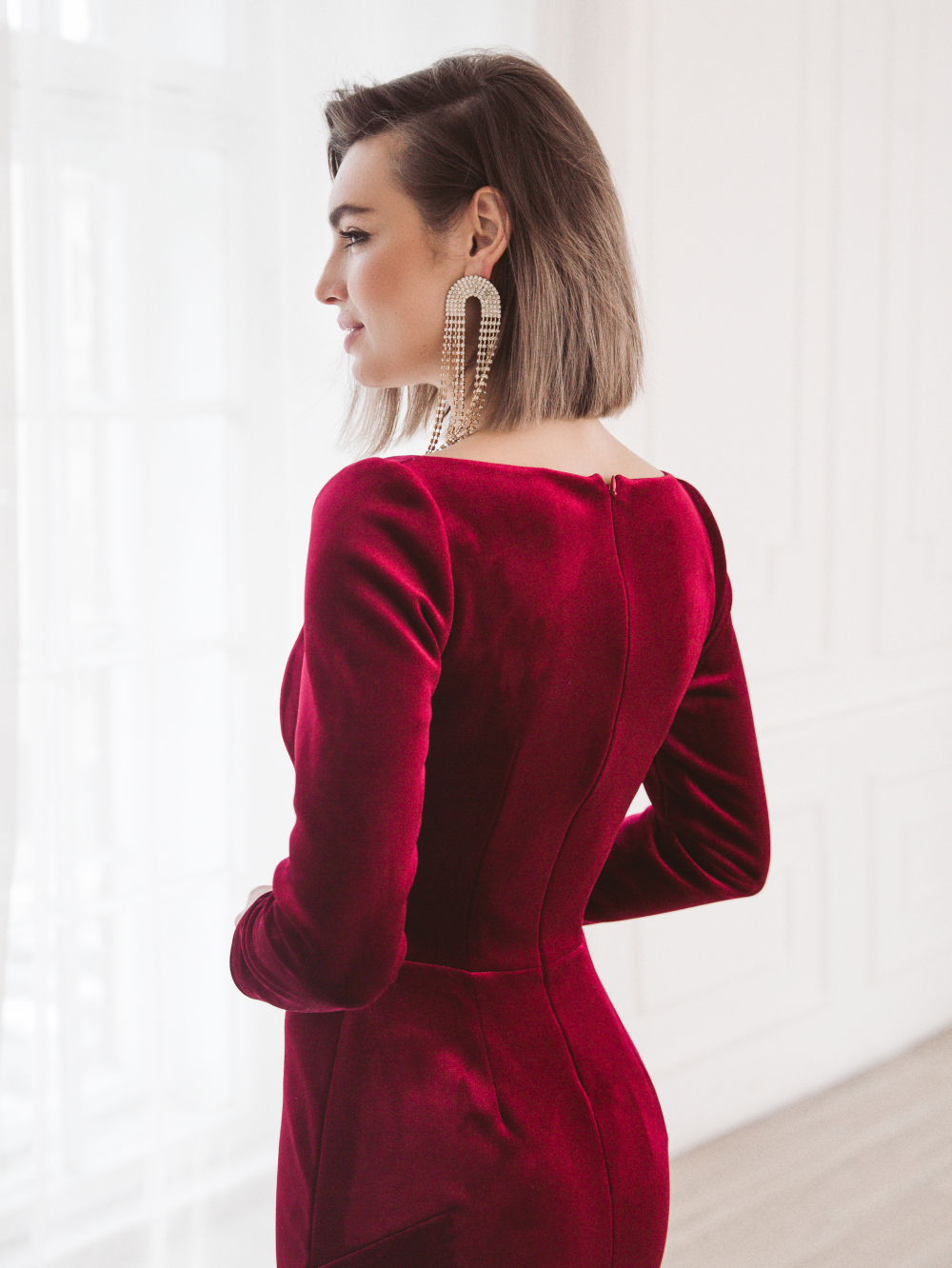 Вечернее платье Габриэль Вельвет Руж
Узнайте подробнее об этой модели на нашем сайте:
https://www.vesnawedding.ru/katalog-svadebnyh-platev/..