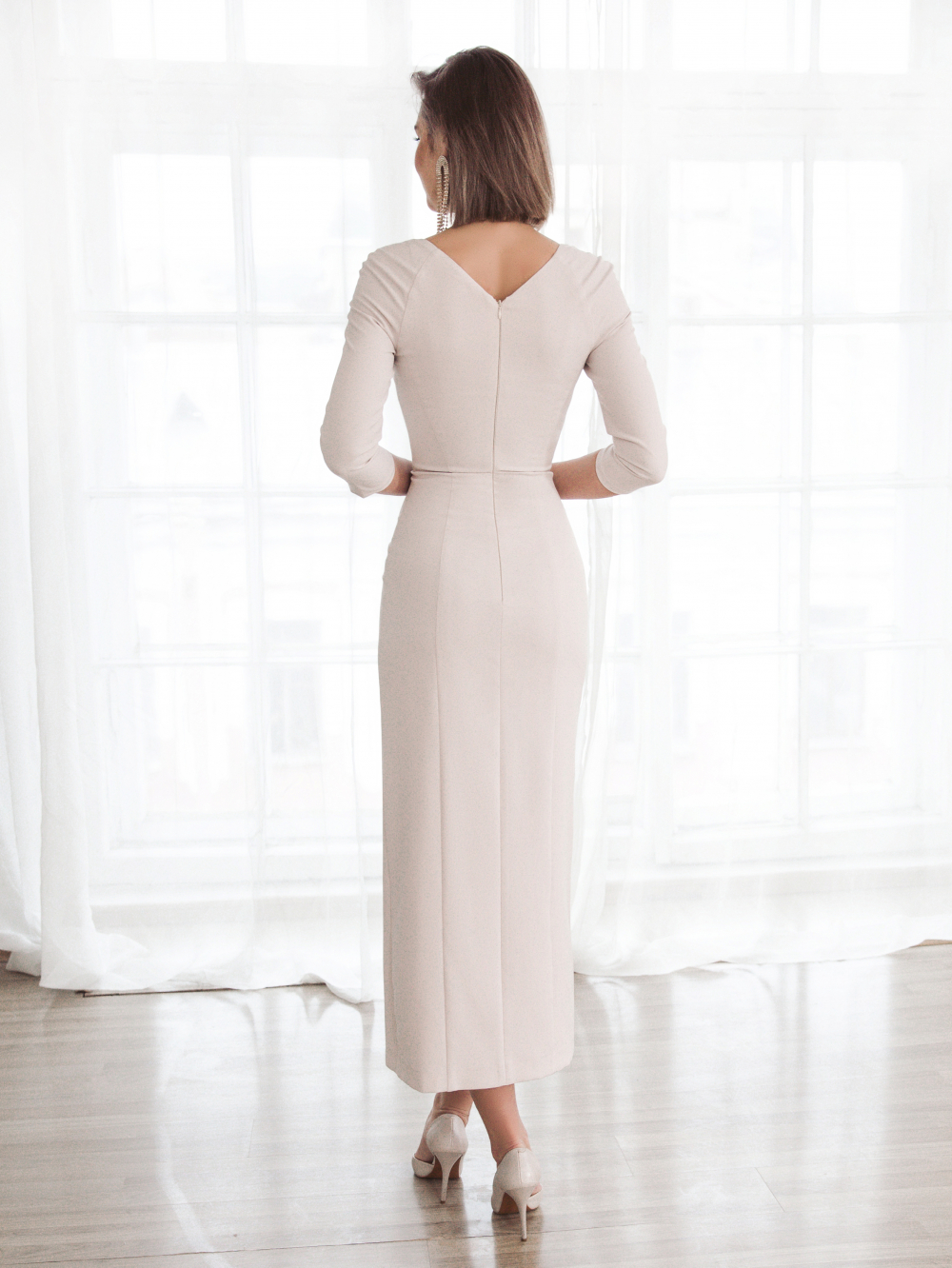 Свадебное платье Шериден
Узнайте подробнее об этой модели на нашем сайте:
https://www.vesnawedding.ru/katalog-svadebnyh-platev/..