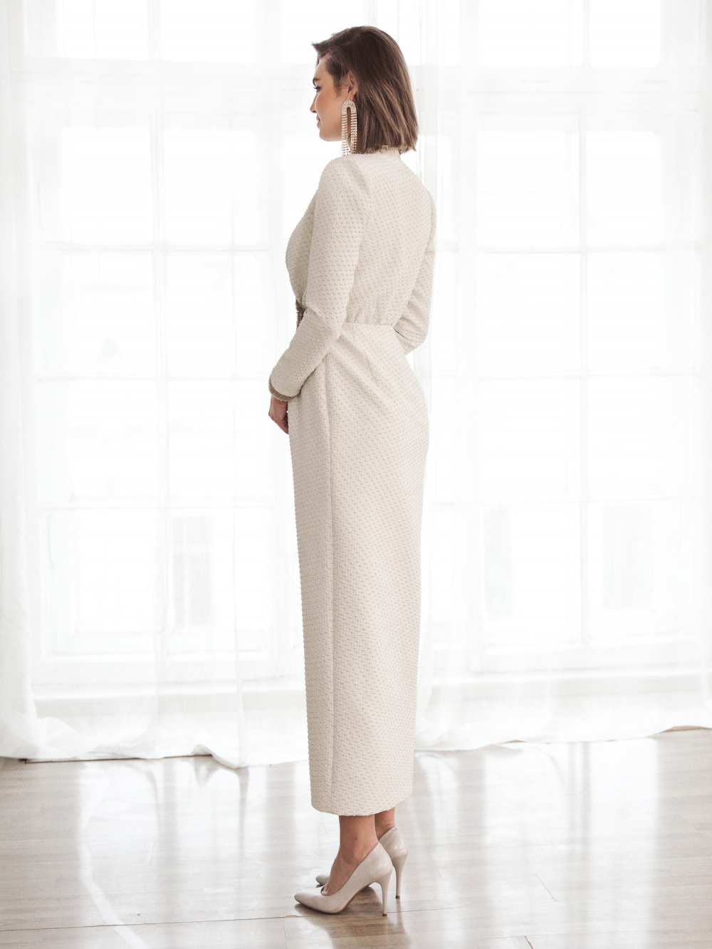 Свадебное платье Жасин
Узнайте подробнее об этой модели на нашем сайте:
https://www.vesnawedding.ru/katalog-svadebnyh-platev/..