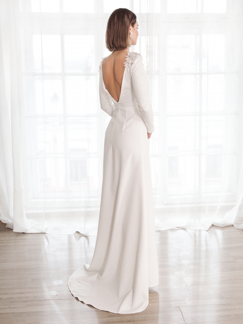 Свадебное платье Алекса
Узнайте подробнее об этой модели на нашем сайте:
https://www.vesnawedding.ru/katalog-svadebnyh-platev/..