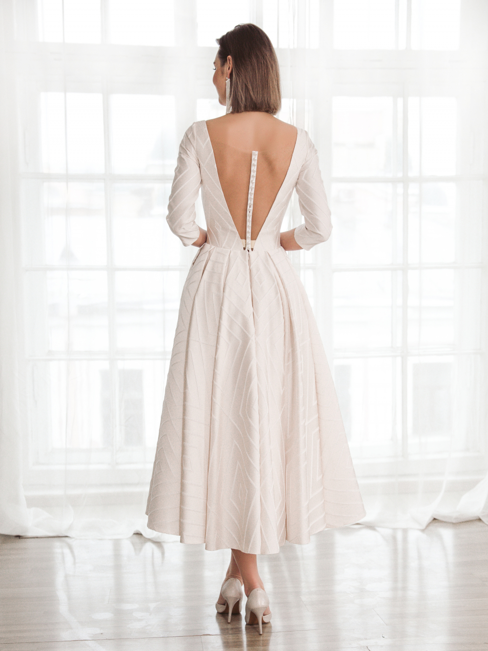 Свадебное платье Ребекка Лайт закрытое
Узнайте подробнее об этой модели на нашем сайте:
https://www.vesnawedding.ru/katalog-svadebnyh-platev/..