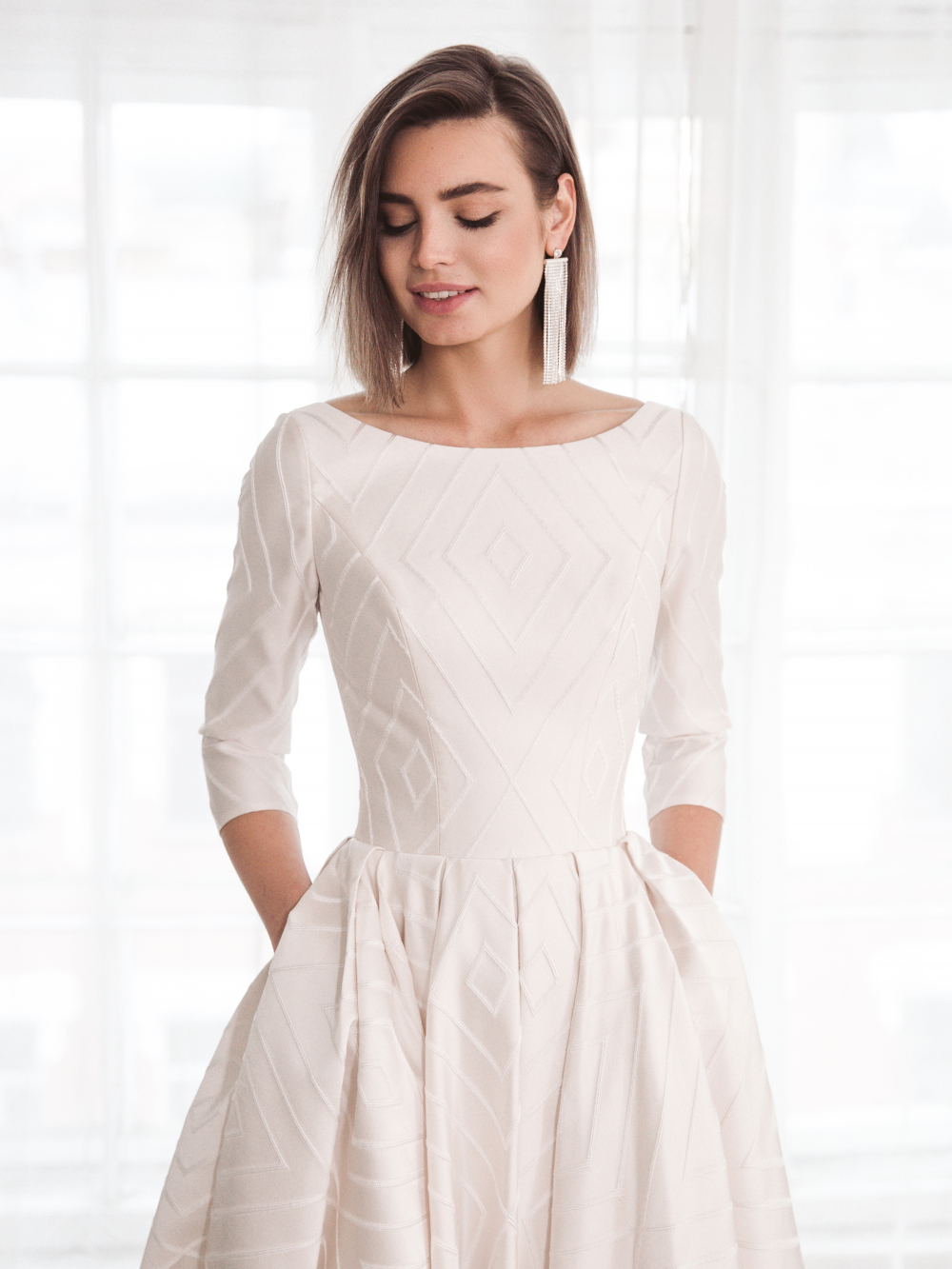 Свадебное платье Ребекка Лайт закрытое
Узнайте подробнее об этой модели на нашем сайте:
https://www.vesnawedding.ru/katalog-svadebnyh-platev/..