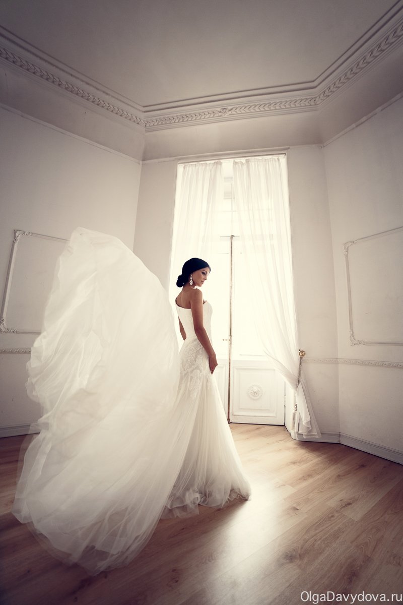 
Свадебное платье Барселона
http://www.vesnawedding.ru/katalog-svadebnyh-platev/svadebnoe-plate-barselona