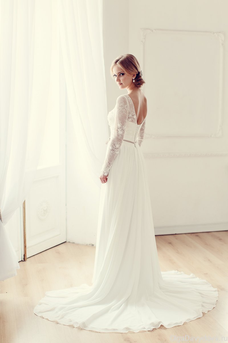 
Свадебное платье Эвелин
http://www.vesnawedding.ru/katalog-svadebnyh-platev/svadebnoe-plate-evelin