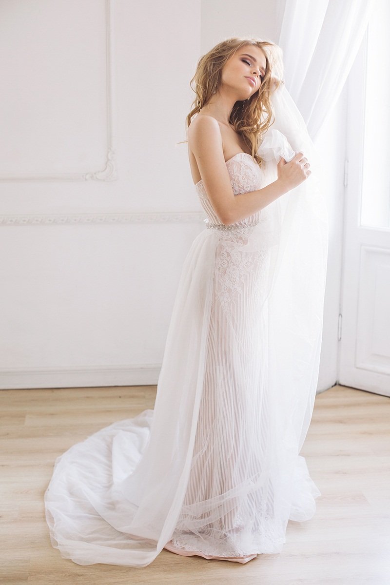 Свадебное платье Мартина
http://www.vesnawedding.ru/katalog-svadebnyh-platev/svadebnoe-plate-martina