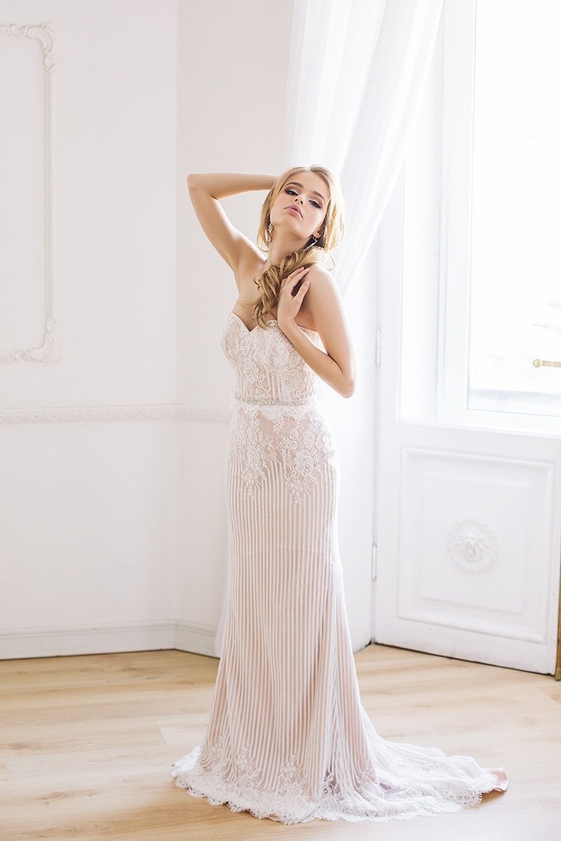 Свадебное платье Мартина
http://www.vesnawedding.ru/katalog-svadebnyh-platev/svadebnoe-plate-martina