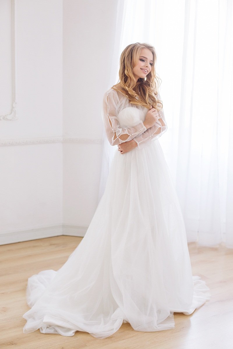 Свадебное платье Севиделия
http://www.vesnawedding.ru/katalog-svadebnyh-platev/svadebnoe-plate-sevidelija