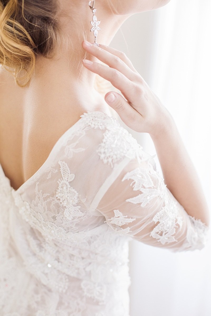 Свадебное платье Антония
http://www.vesnawedding.ru/katalog-svadebnyh-platev/svadebnoe-plate-antonija