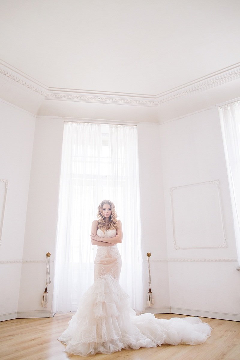 Свадебное платье Жозефина
http://www.vesnawedding.ru/katalog-svadebnyh-platev/svadebnoe-plate-zhozefina