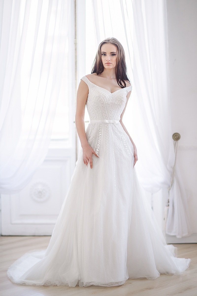 Свадебное платье Урсула 
http://www.vesnawedding.ru/katalog-svadebnyh-platev/svadebnoe-plate-ursula