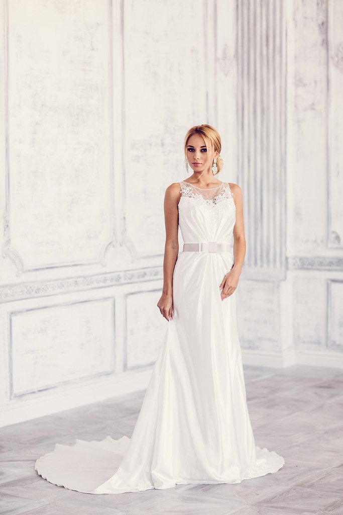 Свадебное платье Зарина http://www.vesnawedding.ru/katalog-svadebnyh-platev/svadebnoe-plate-zarina