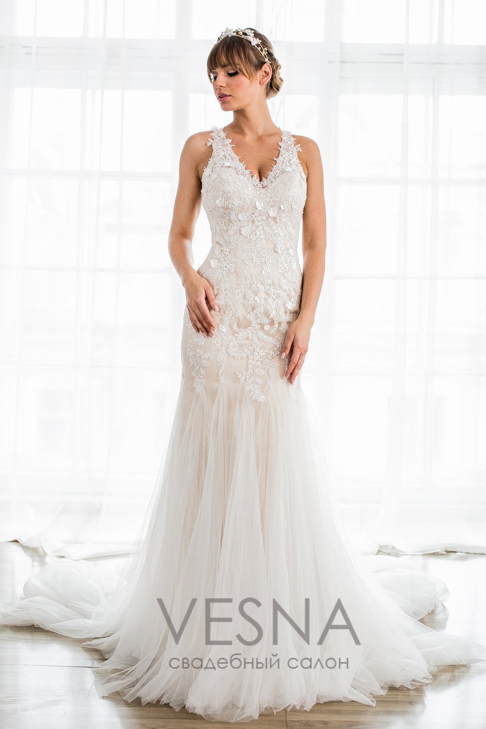 Свадебное платье Пеони Пудра
http://www.vesnawedding.ru/katalog-svadebnyh-platev/svadebnoe-plate-peoni-pudra