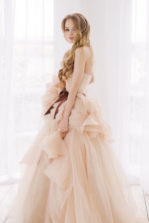 Свадебное платье Валенсия Лайт Коф. Сбоку