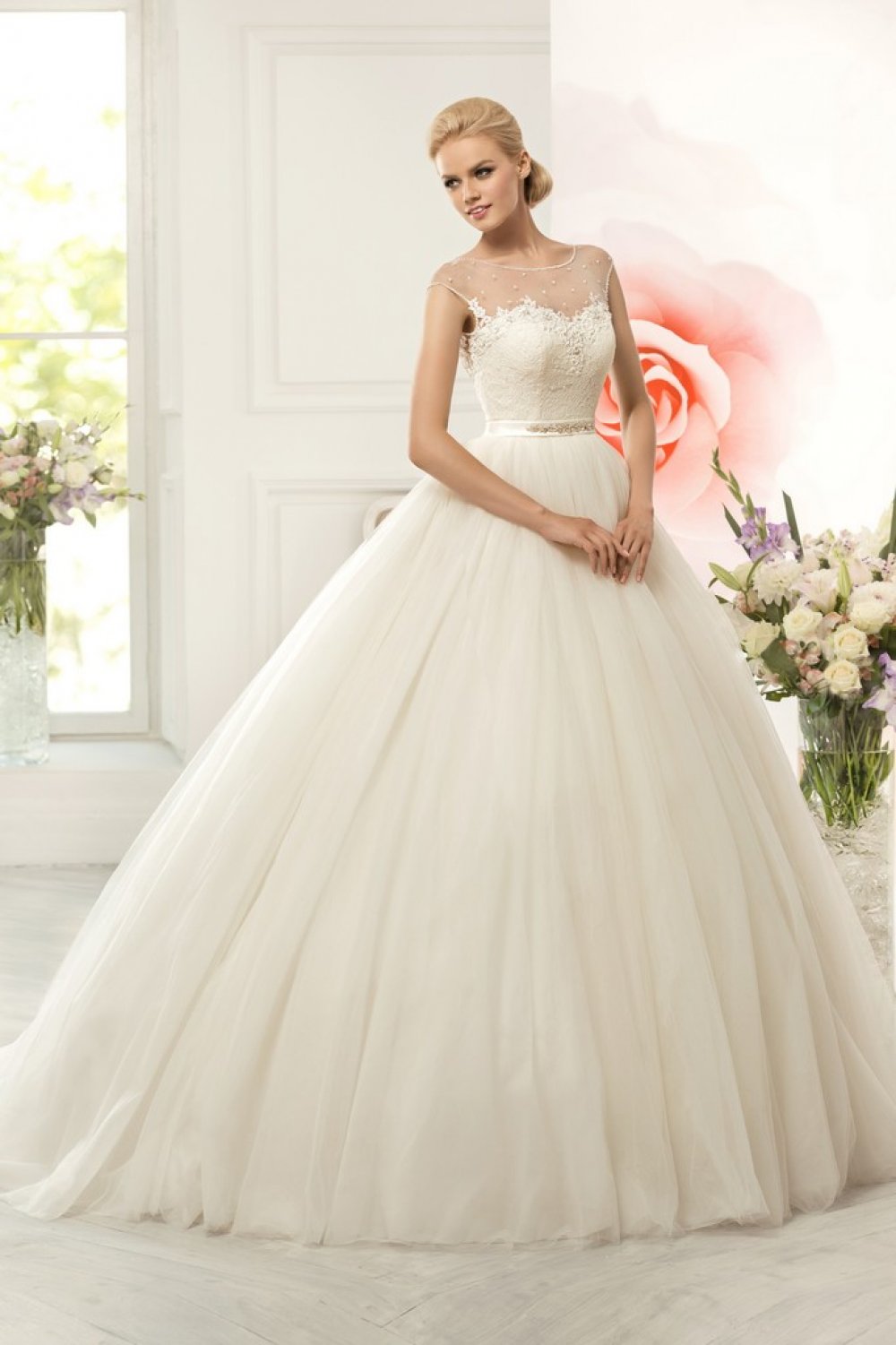 Прекрасные невесты, в наших салонах представлены великолепные свадебные и вечерние наряды на любой вкус и цвет, поэтому даже самая взыскательная невеста сможет подобрать для себя платье, полностью соответствующее ее желаниям. Представляем Вам каталог свадебных платьев.
Подробнее на сайте: www.salon-love-forever.ru
Или по телефону: 8(495)645-19-08