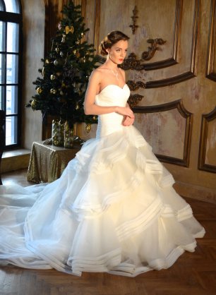 Волшебное свадебное платье Spring