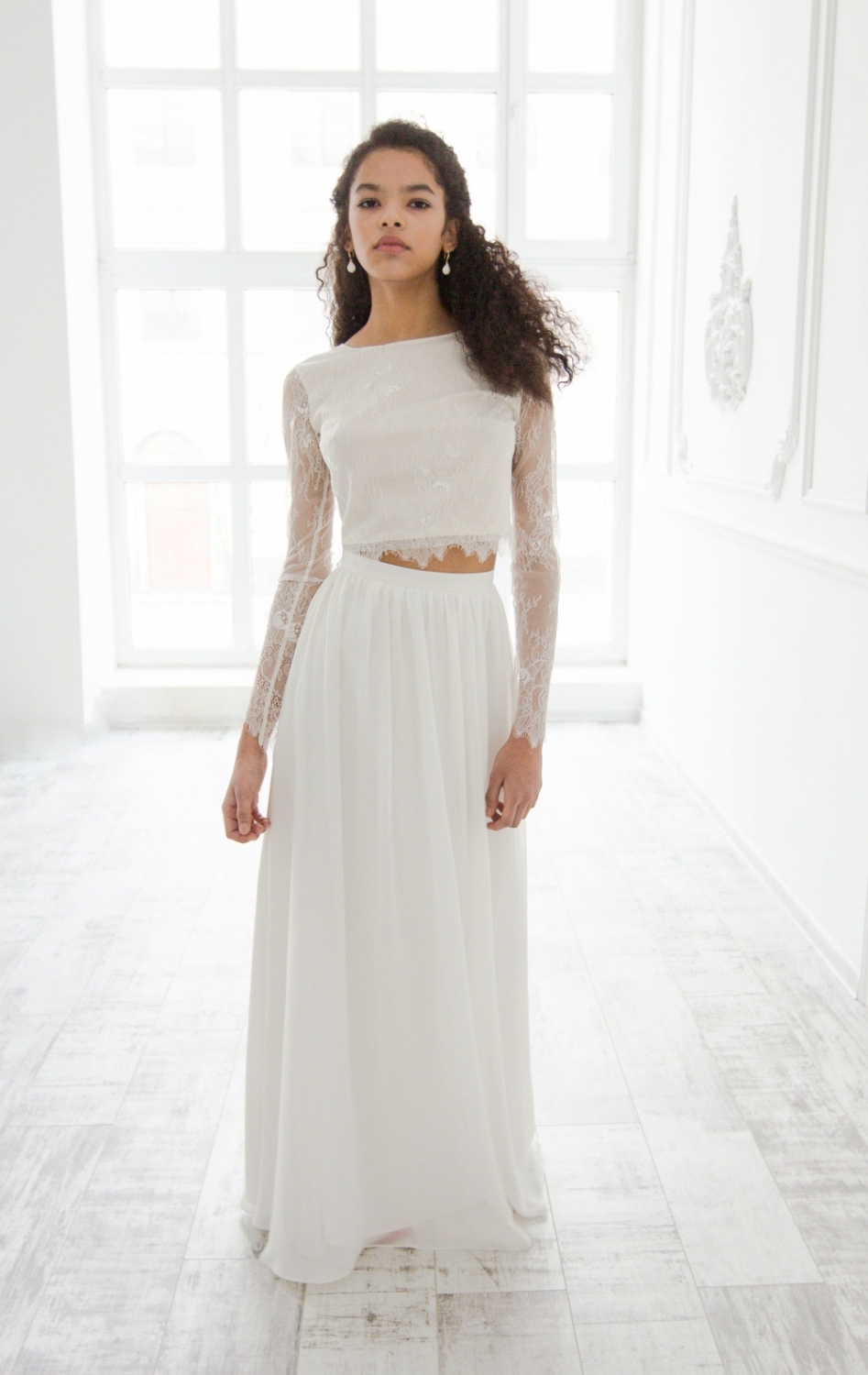 Свадебное платье  стиле кроп-топ из коллекции 2018 года