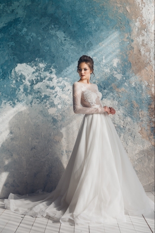 Свадебное платье А-силуэта