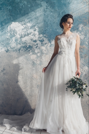 Свадебное платье А-силуэта