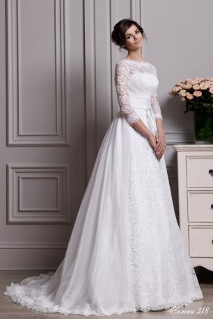 Свадебное платье с кружевными рукавами три четверти
