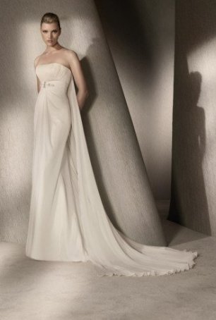 San Patrick Cabaret.  Шифоновое платье с летящим шлейфом