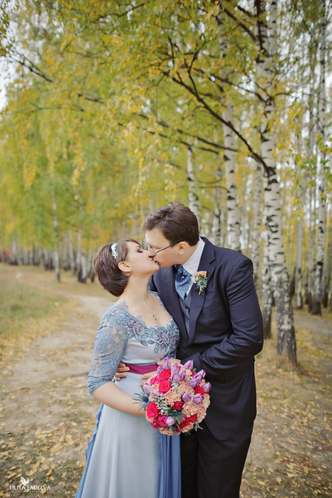 Платье и аксессуары Vesssna