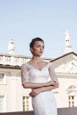 Свадебное платье с рукавами три четверти