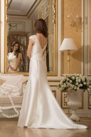 Платье Адель, прилегающего силуэта из шелкового микадо