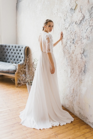 Шелковое свадебное платье с французским кружевом