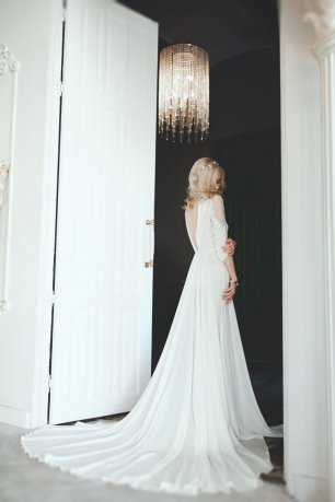 Свадебное платье из шелка