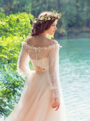 Коллекция 2017 "Крылья любви", платье 1749 "Корелла"