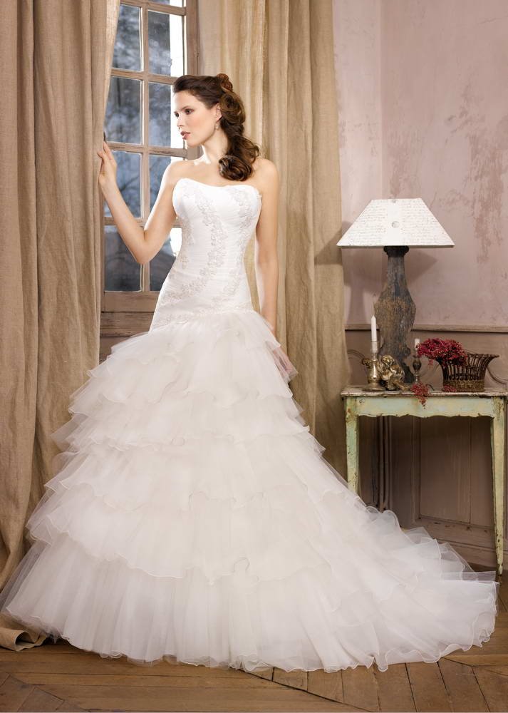 Коллекция: Divina Sposa
Модель: 142-08 A