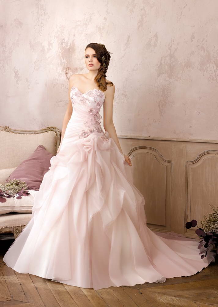 Коллекция: Divina Sposa
Модель: 142-13 A