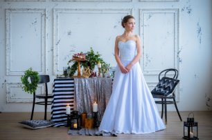 Белое свадебное платье