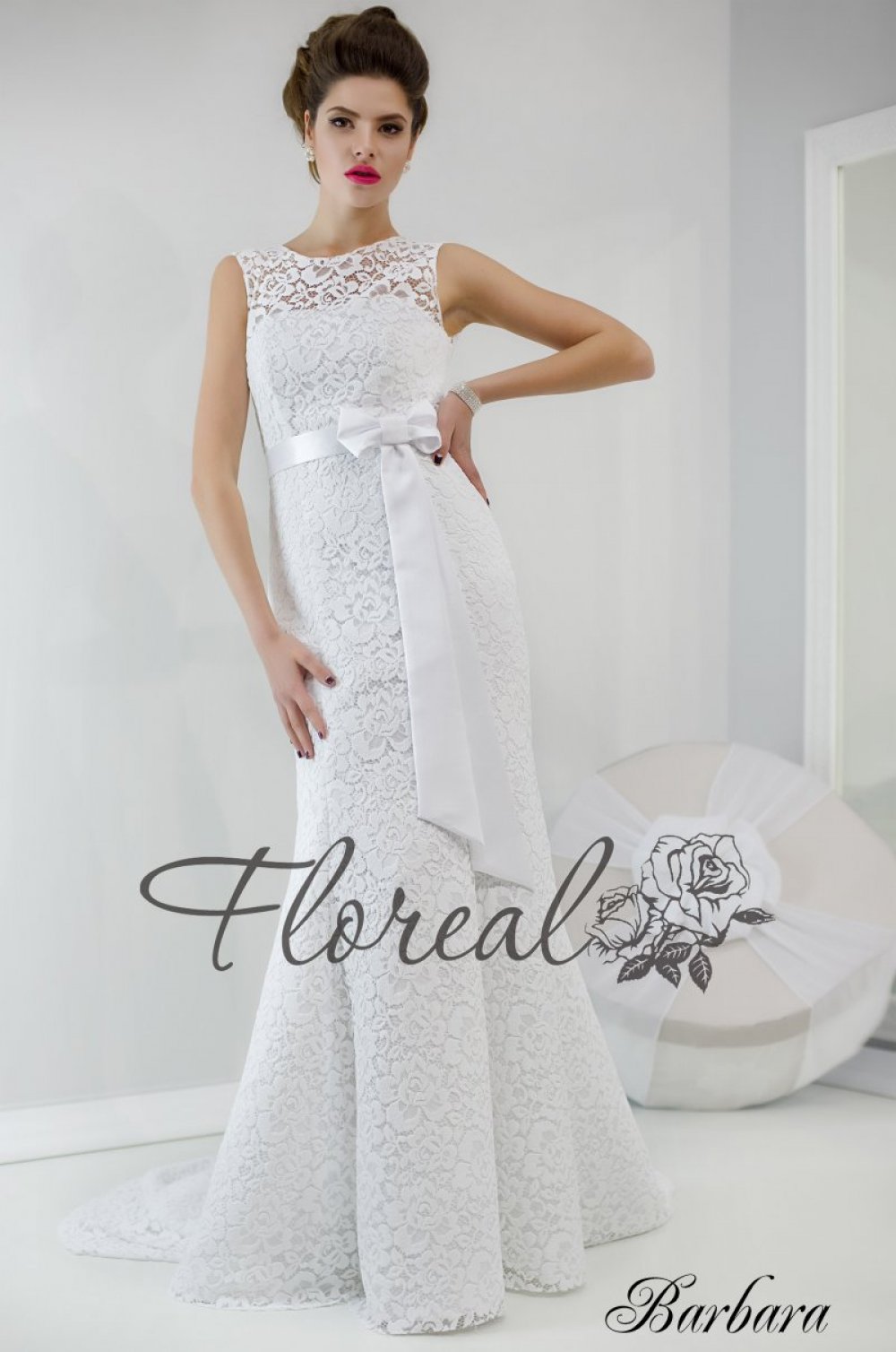 свадебное платье прямой фасон с французским кружевом