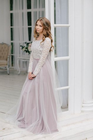 В ожидании весны: все оттенки сиреневого для свадьбы мечты