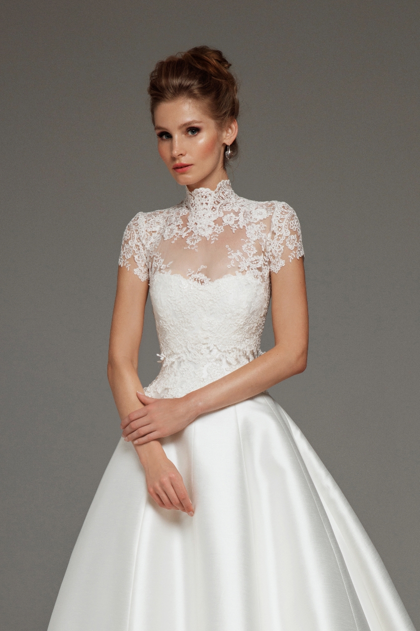 Платье для венчания в классическом стиле