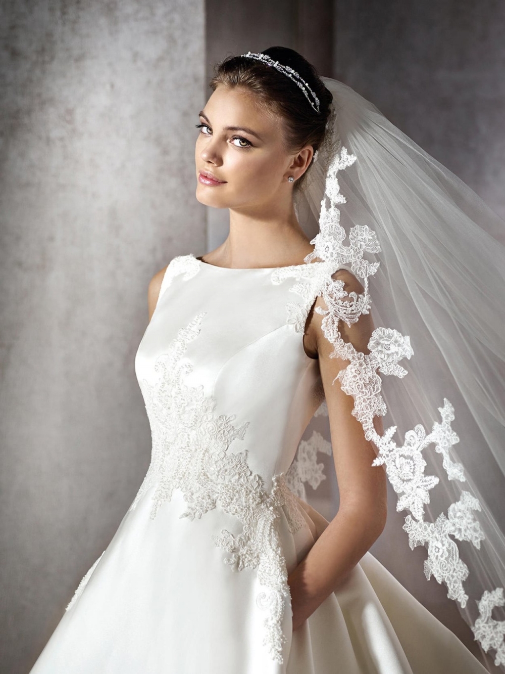 San Patrick Zina. Размер 42-44

Цена -20 000 руб.
Стоимость платья в бутике - 120 000 руб.