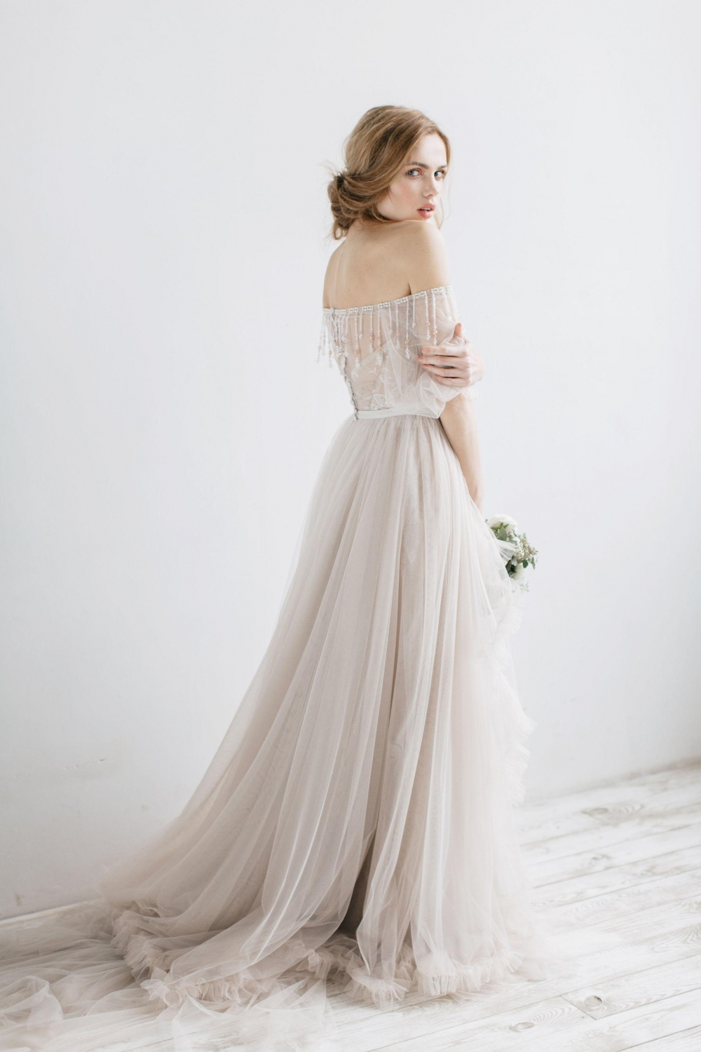 Rara Avis Viris. Размер 42-44

Цена - 35 000 руб.
Стоимость в бутике - 55 200 руб. 