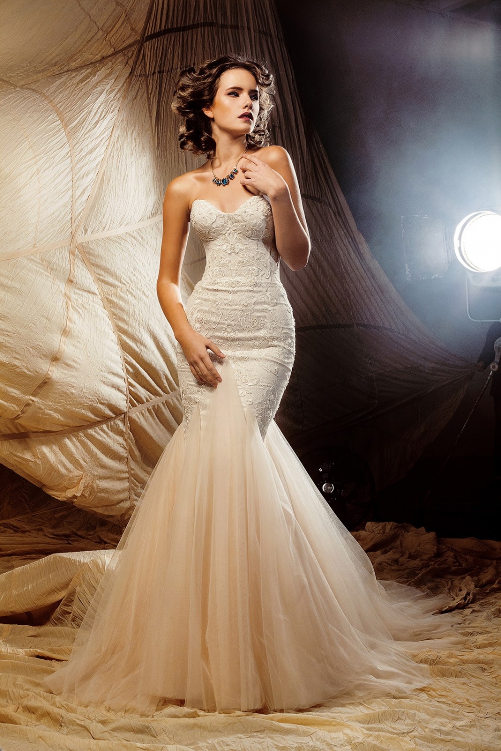 Модель Amelia
В наличии 42 р-р.
25 000 ₽