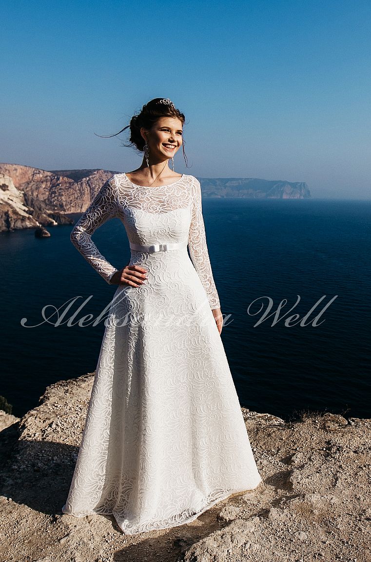 Свадебное платье "Донна"   16 500 руб.

Свадебный салон "Ажур" +7(953) 348-20-42 САНКТ-ПЕТЕРБУРГ, ул.Ярослава Гашека д.5, 2 мин. от метро Купчино, 
ТК "Балатон", напротив гипермаркета О'Кей 
Часы работы : ежедневно с 10:00 до 21:00