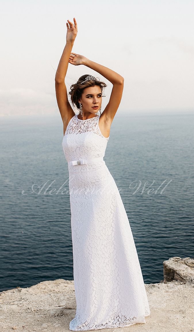 Свадебное платье "Дана"   14 500 руб.

Свадебный салон "Ажур" +7(953) 348-20-42 САНКТ-ПЕТЕРБУРГ, ул.Ярослава Гашека д.5, 2 мин. от метро Купчино, 
ТК "Балатон", напротив гипермаркета О'Кей 
Часы работы : ежедневно с 10:00 до 21:00