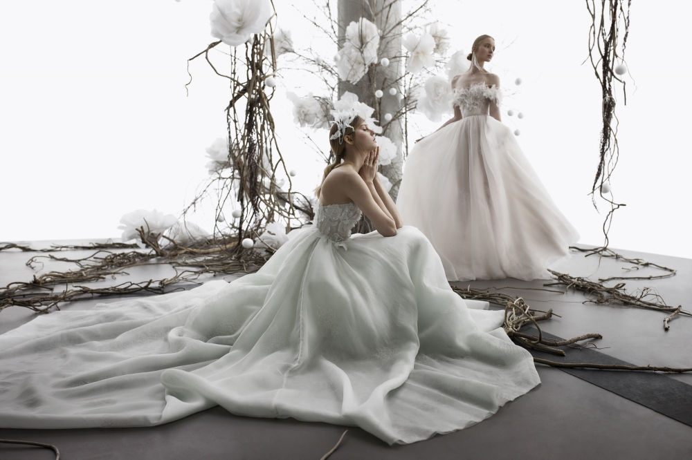 Свадебные платья Mira Zwillinger в салоне Blanche Moscow