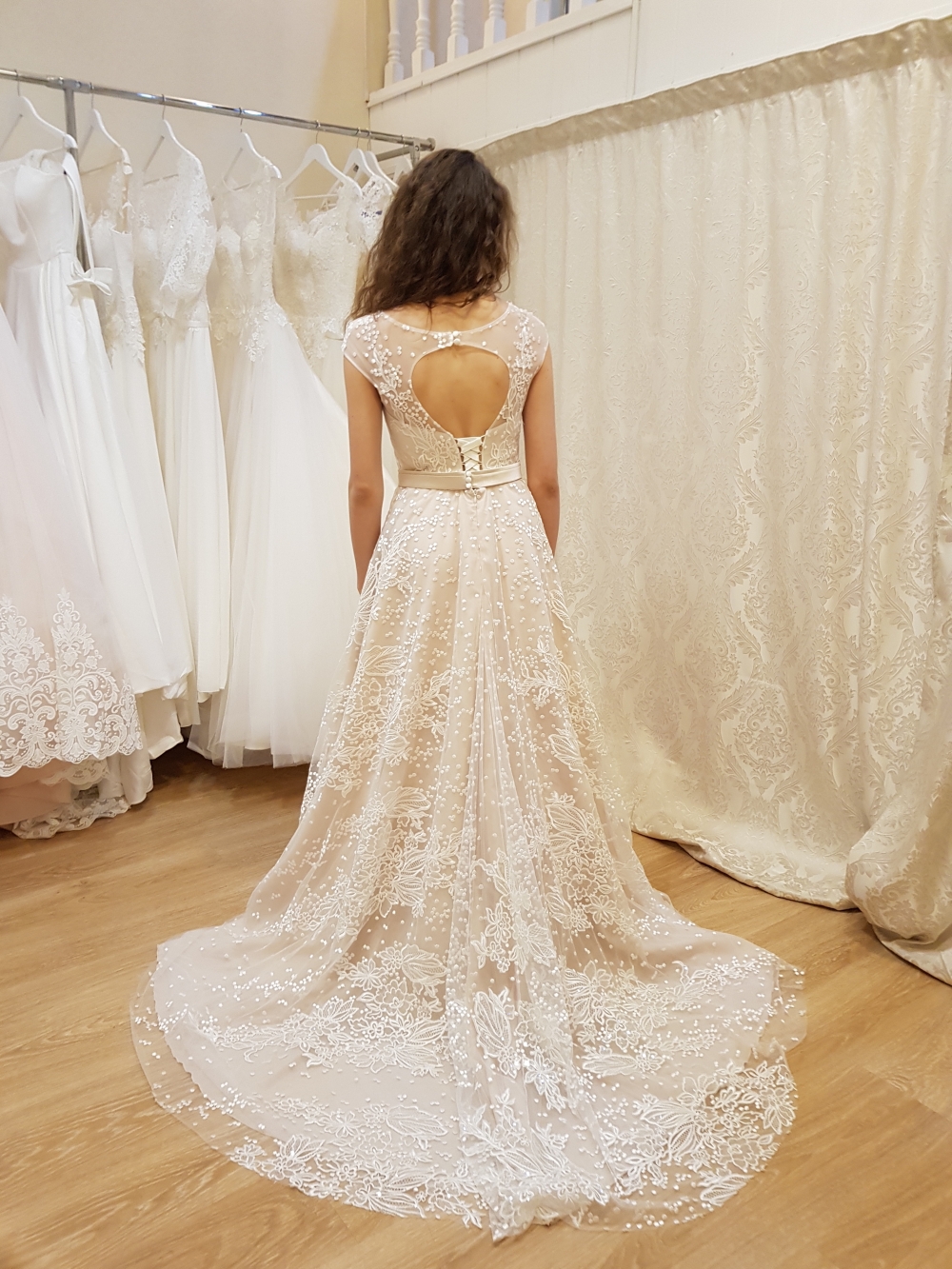 Салон свадебных платьев Semko Wedding