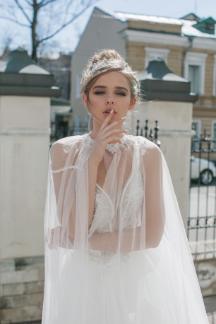 Платье должно быть особенным и нежным. как например наши платья ручной работы. В каждое платье мы вкладываем душу.