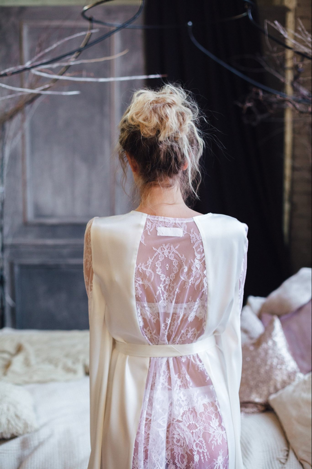 RARE BRIDAL ROBE - Morning bride