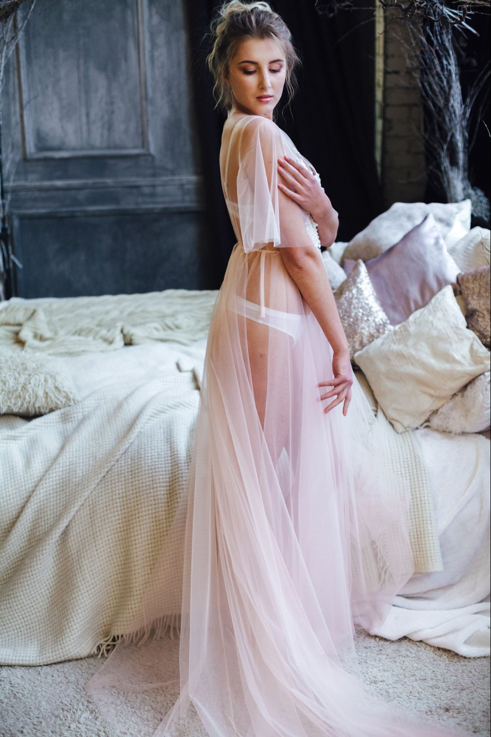 RARE BRIDAL ROBE - Morning bride