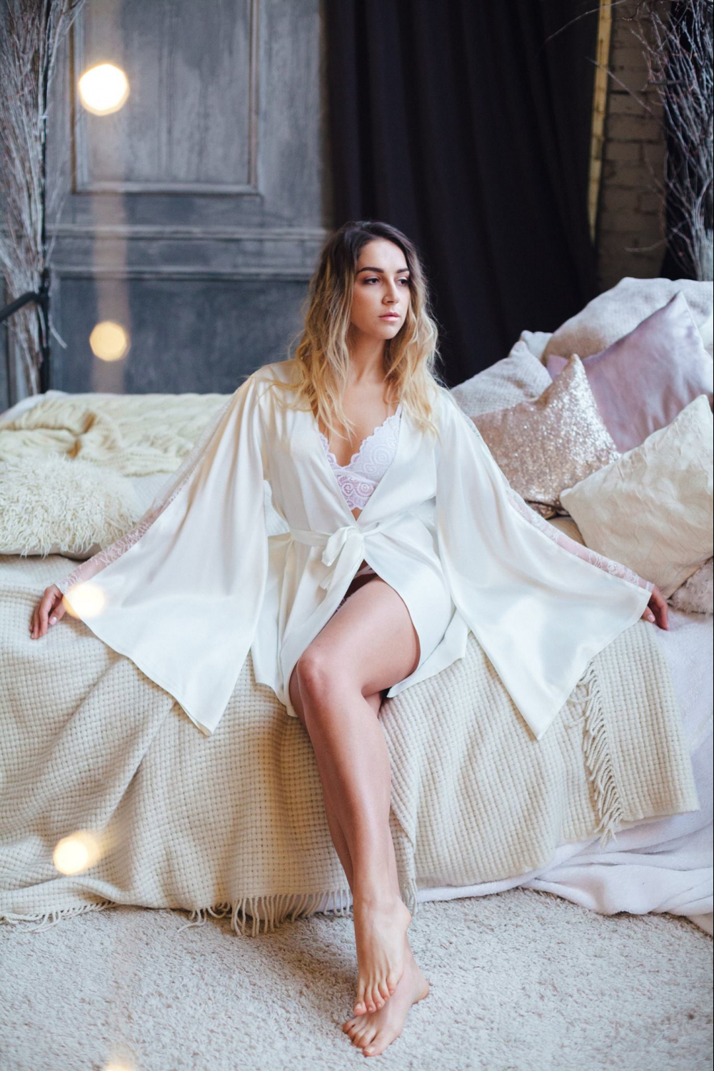 RARE BRIDAL ROBE - Morning bride