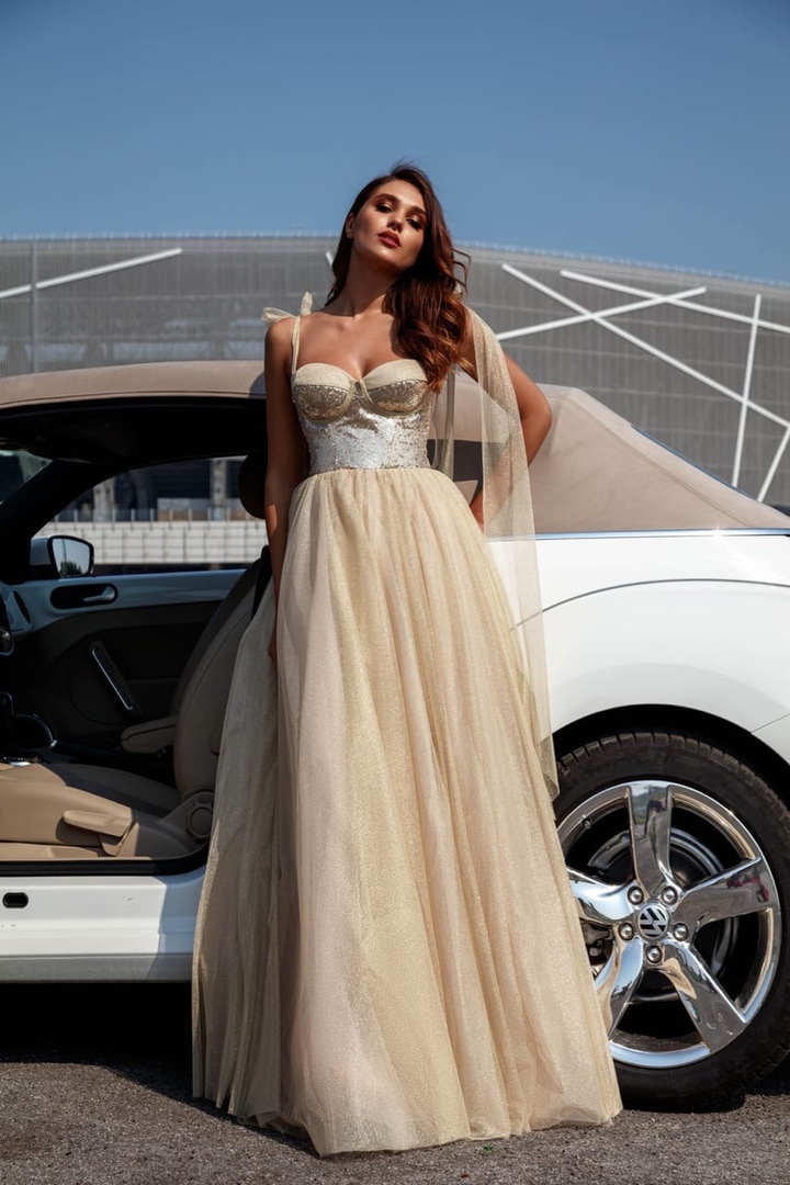 Свадебный Салон TIFFANY Wedding, 8-906-301-5353. Советская, 23. Возможна беспроцентная рассрочка платежа. Успей забрать платье своей мечты!