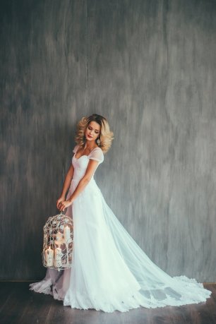 Чудесное свадебное платье невесты